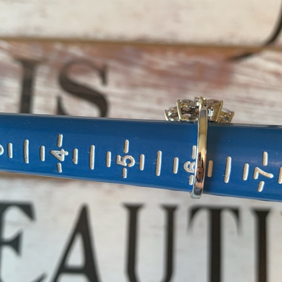 Morganite Flower Ring - Picture 6 of 8